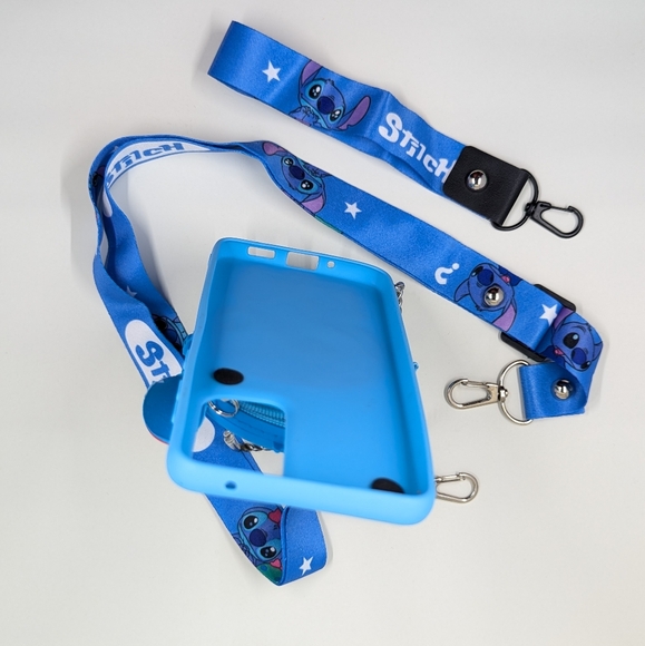 Stitch 3D Soft Silicon Coin Cell Phone Cover w/ Lanyard & Wrist Strap - Picture 4 of 10